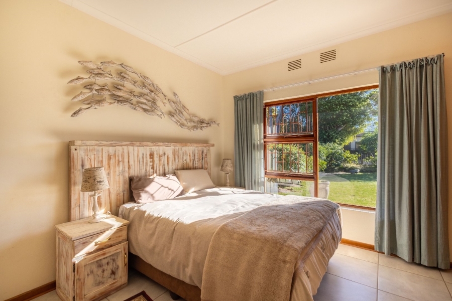 4 Bedroom Property for Sale in Lower Robberg Western Cape